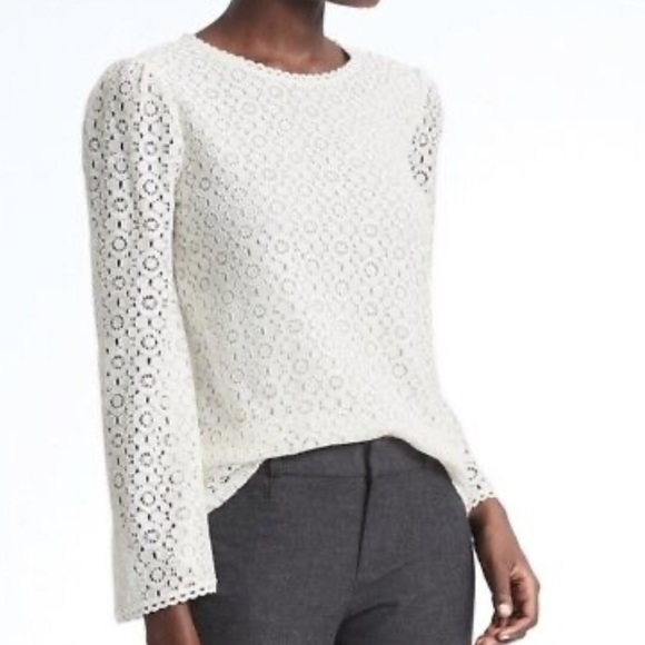 Banana Republic Ivory Lace Bell Sleeve Blouse Size Small - Picture 1 of 12